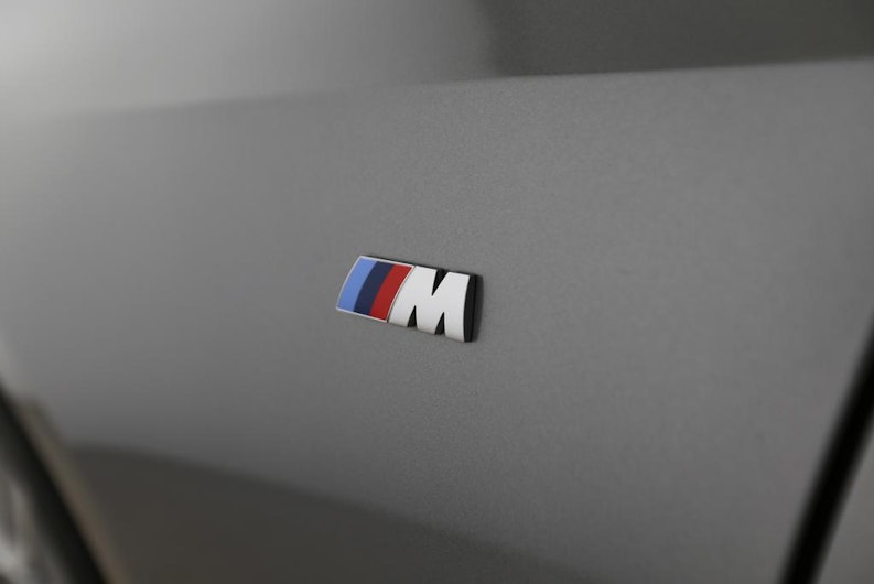 Vehicle image BMW 3 SERIES