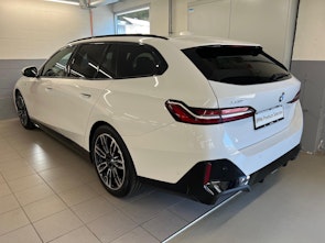 Vehicle image BMW 520d xDrive Touring M-Sport