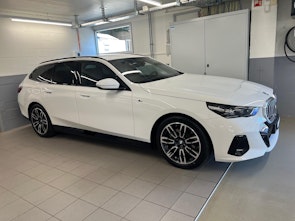 Vehicle image BMW 520d xDrive Touring M-Sport