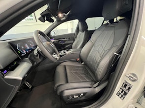 Vehicle image BMW 520d xDrive Touring M-Sport