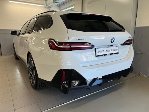 BMW 520d xDrive Touring 3
