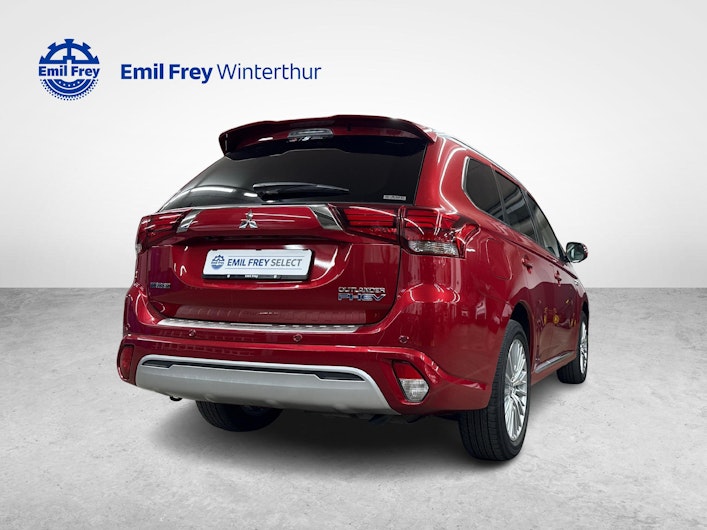 Vehicle image MITSUBISHI OUTLANDER