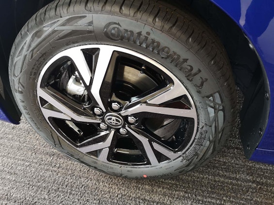 Vehicle image 6 Vehicle image 6