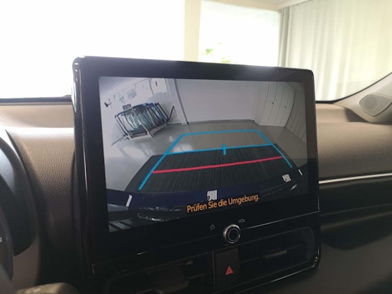 Vehicle image 9 Vehicle image 9