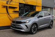 First vehicle image