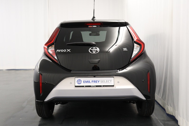 Vehicle image TOYOTA AYGO X