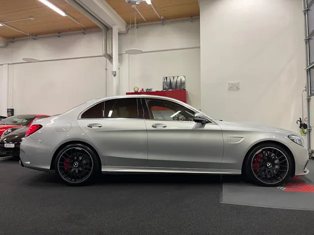 Mercedes-Benz C 63 S AMG
