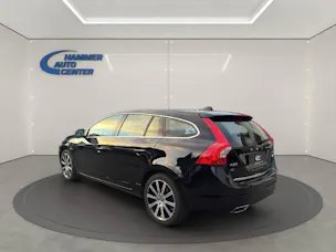 Volvo V60 2.4 D6 TE Momentum Pl.Hyb.