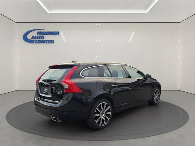 Volvo V60 2.4 D6 TE Momentum Pl.Hyb.