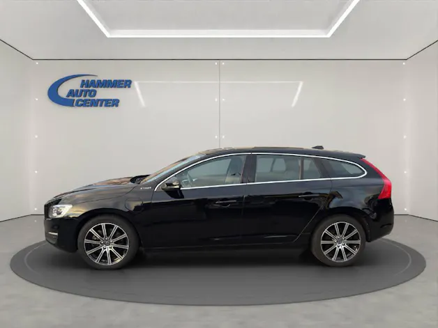 Volvo V60 2.4 D6 TE Momentum Pl.Hyb.
