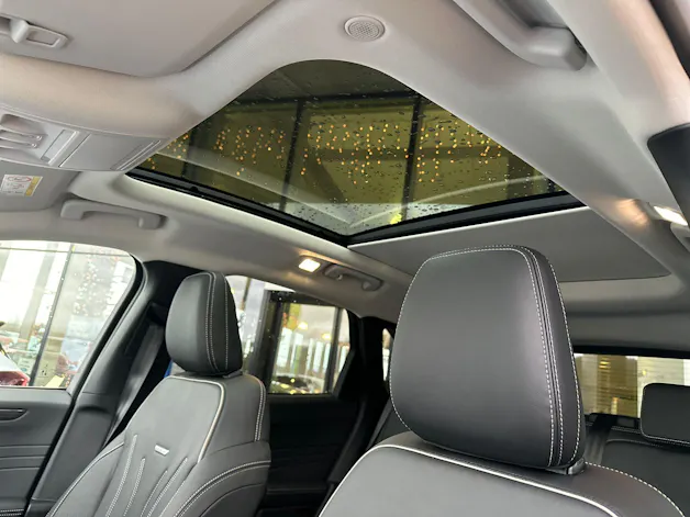 Ford Kuga 2.5 PHEV Vignale 2WD blue