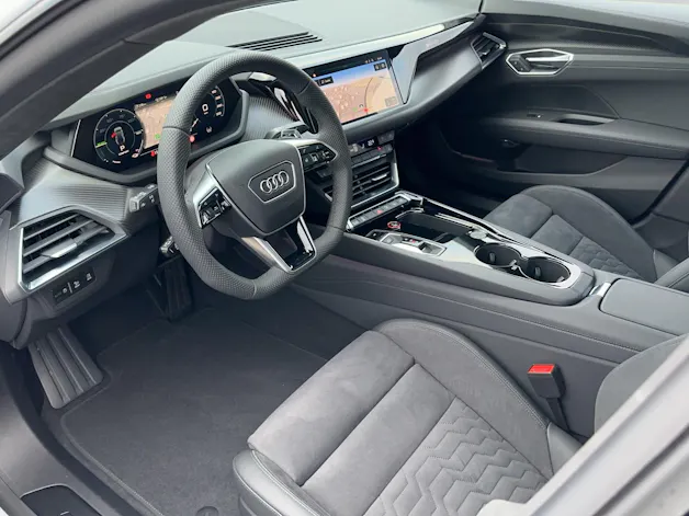 Audi e-tron GT quattro