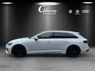 Audi RS4 Avant quattro tiptronic