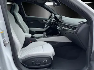 Audi RS4 Avant quattro tiptronic