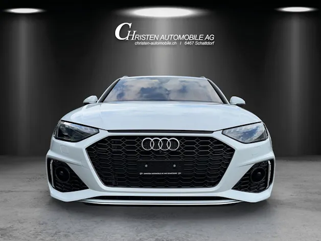 Audi RS4 Avant quattro tiptronic
