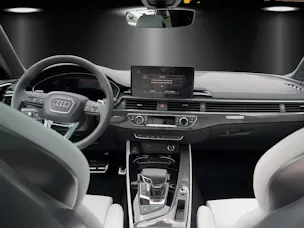 Audi RS4 Avant quattro tiptronic