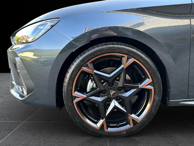 Cupra LEON 1.5 TSI DSG