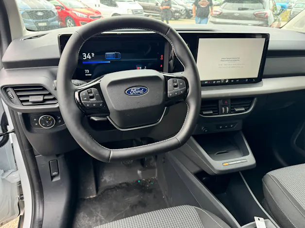 Ford E-Transit Courier Van Trend 43,5kWh
