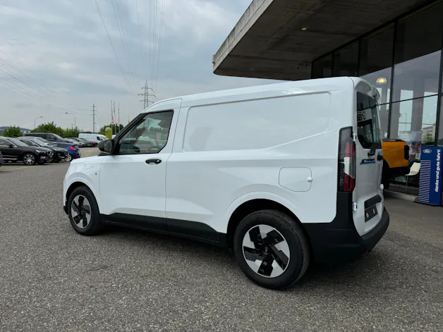 Ford E-Transit Courier Van Trend 43,5kWh