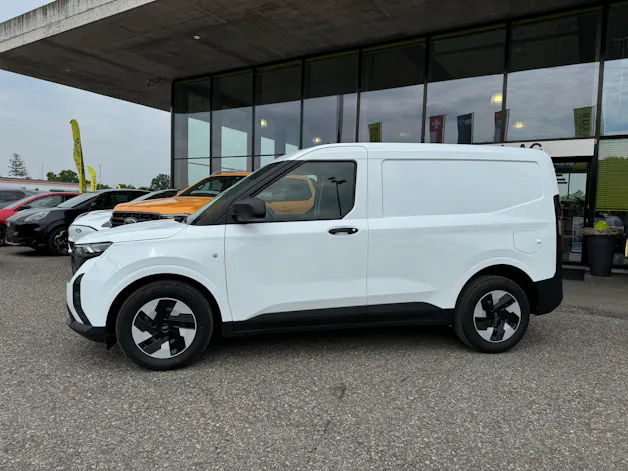 Ford E-Transit Courier Van Trend 43,5kWh