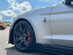 Ford Mustang SHELBY GT500 5.2L 774 PS CARBON TRACKPACK 3.99% GRATIS SERVICE