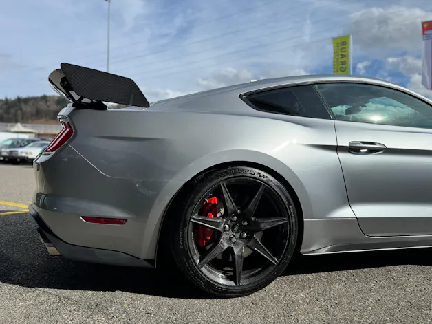 Ford Mustang SHELBY GT500 5.2L 774 PS CARBON TRACKPACK 3.99% GRATIS SERVICE