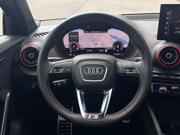 AUDI Q2 40 TFSI S line Attraction quattro S-tronic