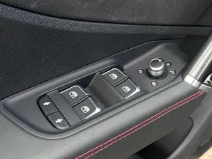 AUDI Q2 40 TFSI S line Attraction quattro S-tronic