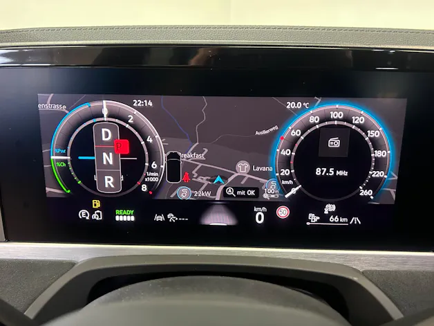 VW Passat Variant 1.5 TSI evo2 Plug-In- Hybrid R-Line DSG