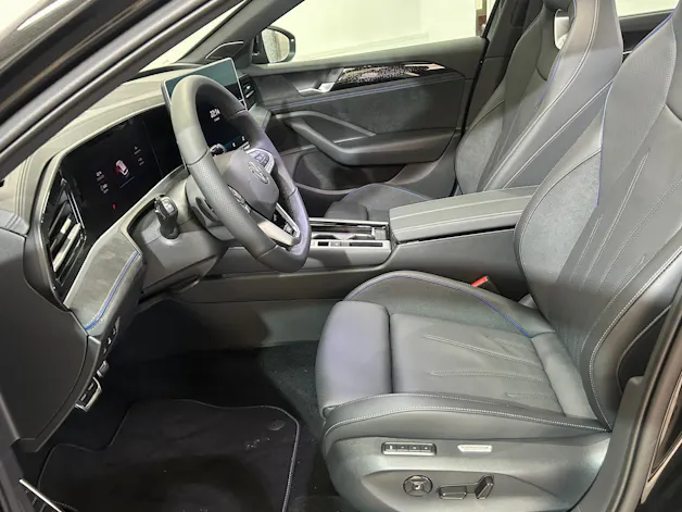 VW Passat Variant 1.5 TSI evo2 Plug-In- Hybrid R-Line DSG