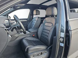 VW Touareg 3.0 TDI R Line