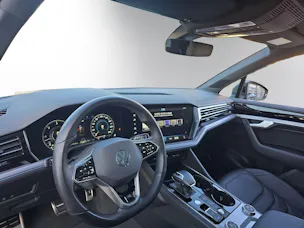 VW Touareg 3.0 TDI R Line