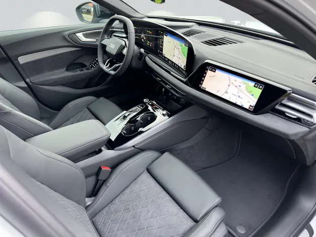 Audi A5 Avant TDI quattro 150 kW Attraction S tronic