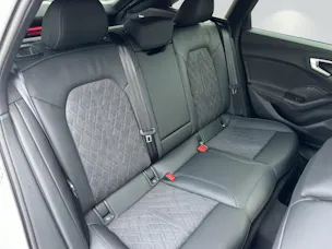 Audi A5 Avant TDI quattro 150 kW Attraction S tronic