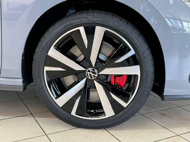 VW Golf 1.5 TSI PHEV GTE