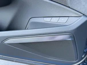 Audi Q8 50 e-tron S line quattro