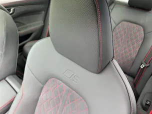 Audi A6 Avant TFSI quattro 270 kW S tronic