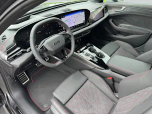 Audi A6 Avant TFSI quattro 270 kW S tronic