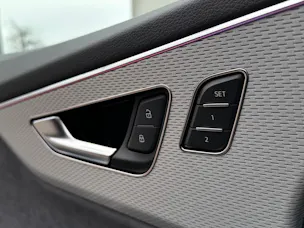 Audi Q8 SUV 50 TDI quattro tiptronic