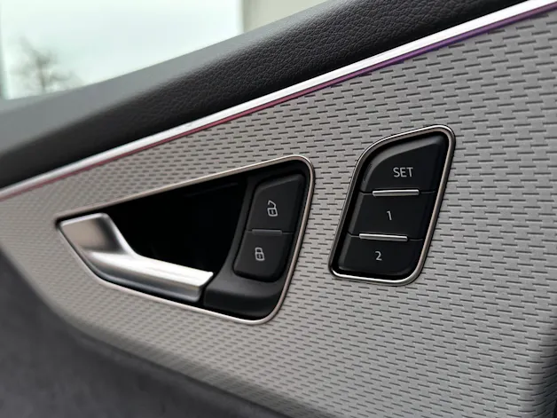 Audi Q8 SUV 50 TDI quattro tiptronic