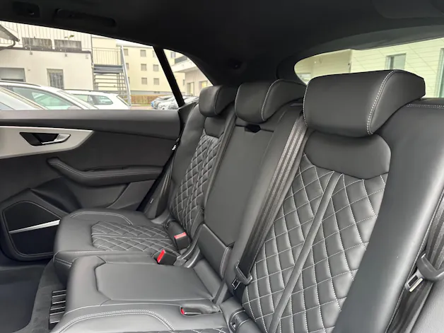 Audi Q8 SUV 50 TDI quattro tiptronic