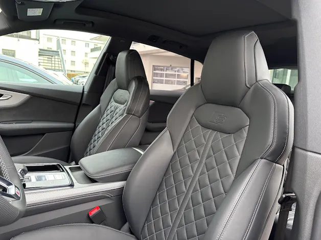 Audi Q8 SUV 50 TDI quattro tiptronic