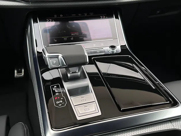 Audi Q8 SUV 50 TDI quattro tiptronic