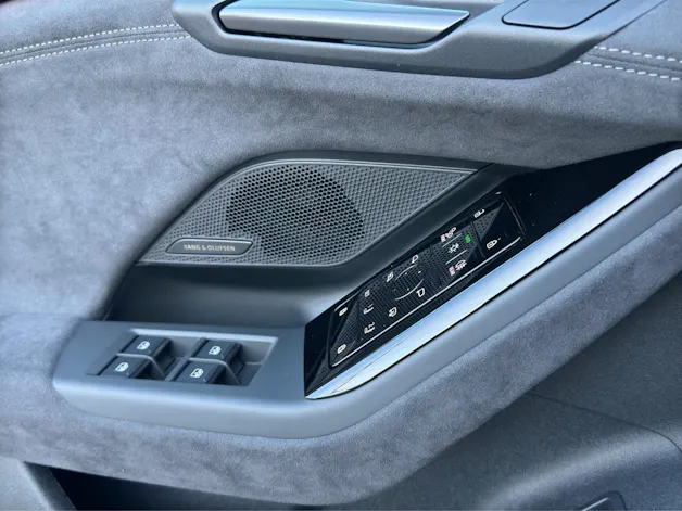 Audi A6 Avant e-tron quattro