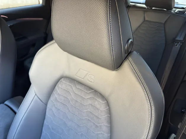 Audi A6 Avant e-tron quattro