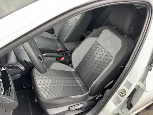 VW Taigo 1.0 TSI R-Line DSG