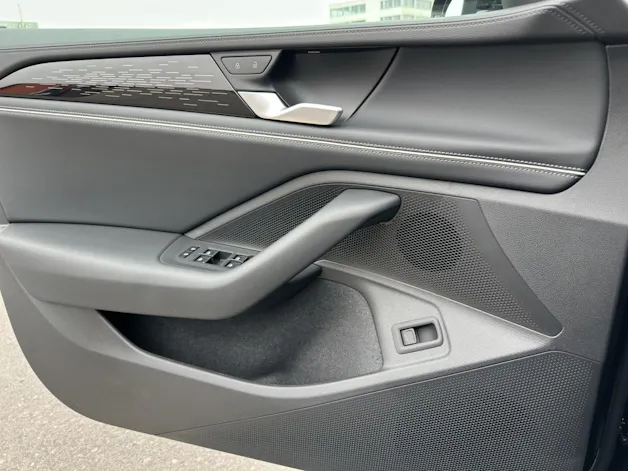 VW Passat Variant 2.0 TDI evo Elegance DSG