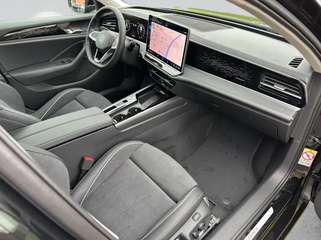 VW Passat Variant 2.0 TDI evo Elegance DSG