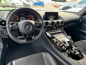Mercedes-Benz AMG GT R Speedshift DCT MAGNO GREEN MATT 3.99%
