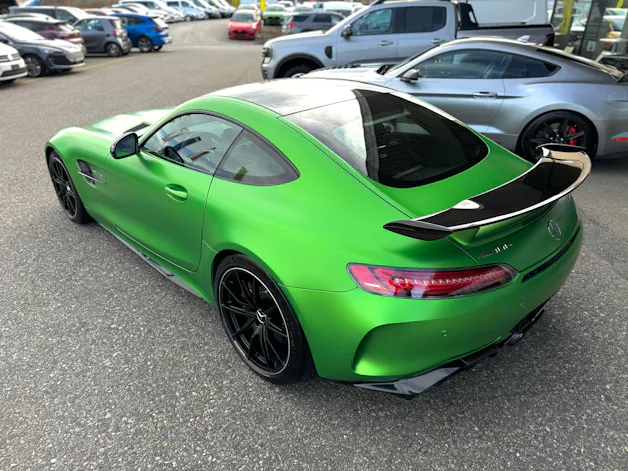 Mercedes-Benz AMG GT R Speedshift DCT MAGNO GREEN MATT 3.99%